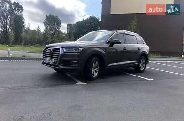 Audi Q7  2017