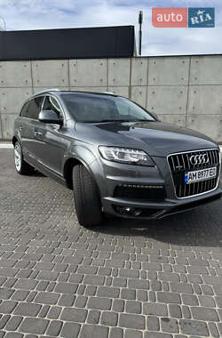 Audi Q7  2013