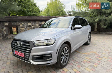 Audi Q7  2016