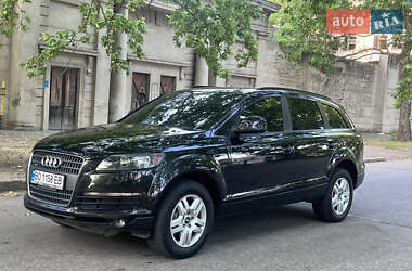 Audi Q7  2007