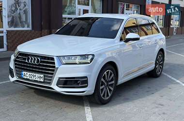 Audi Q7  2016