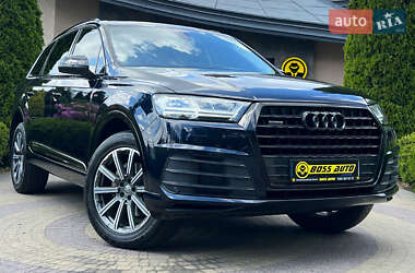 Audi Q7  2015