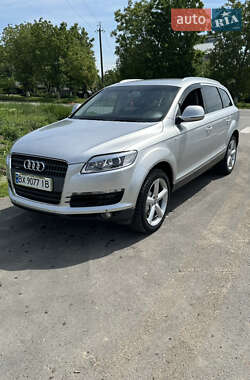 Audi Q7  2007