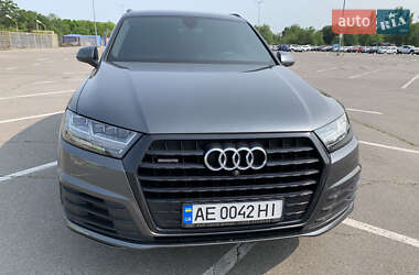 Audi Q7  2019