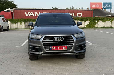 Audi Q7  2017