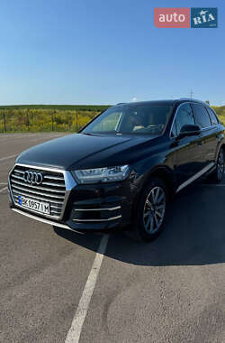 Audi Q7  2017