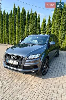 Audi Q7  2013