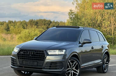 Audi Q7  2017