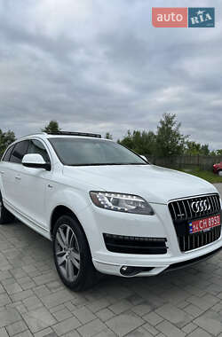 Audi Q7  2014
