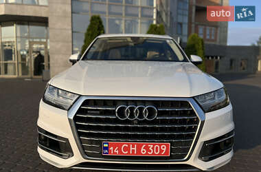Audi Q7  2017