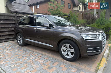 Audi Q7  2017