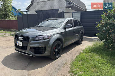 Audi Q7  2015