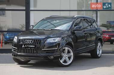 Audi Q7  2015