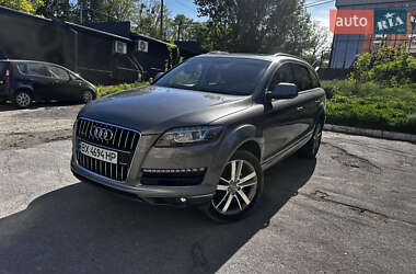 Audi Q7  2012