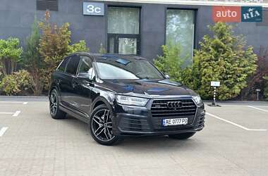 Audi Q7  2017