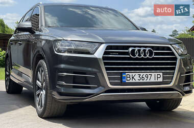 Audi Q7 2016