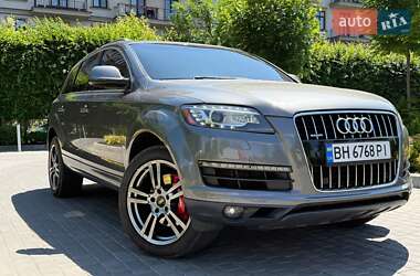 Audi Q7  2012