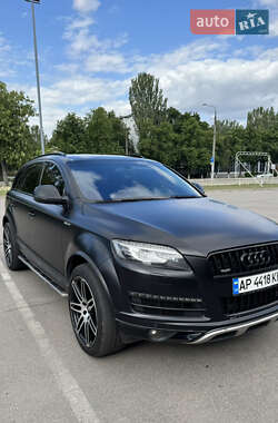 Audi Q7  2012