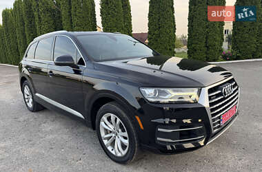 Audi Q7  2019