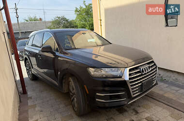 Audi Q7  2016