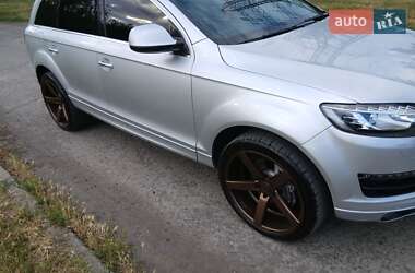 Audi Q7  2010