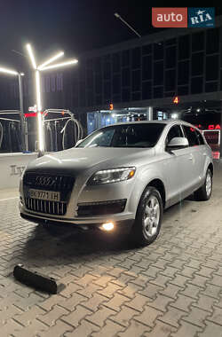 Audi Q7  2014