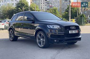 Audi Q7  2014