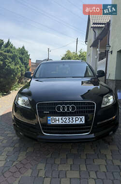 Audi Q7  2006