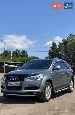 Audi Q7  2006