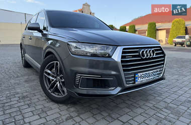 Audi Q7  2018