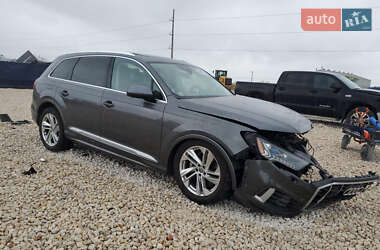 Audi Q7  2020