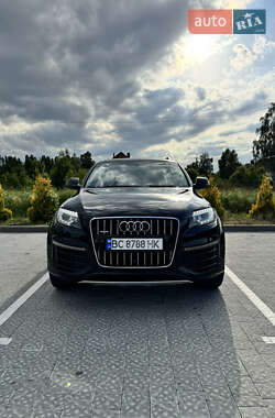 Audi Q7  2015