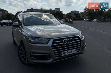 Audi Q7  2016