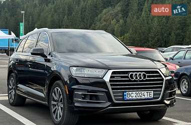 Audi Q7  2015