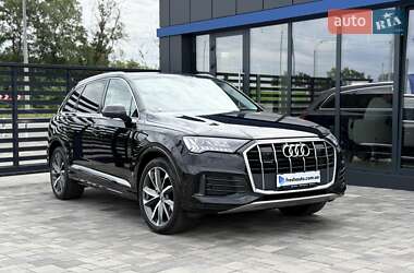 Audi Q7  2022