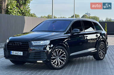 Audi Q7  2015