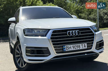 Audi Q7 2016