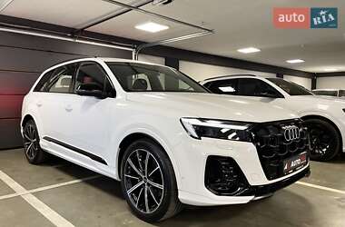 Audi Q7  2024