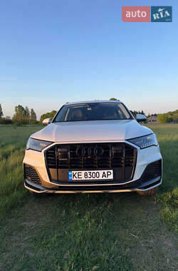 Audi Q7  2022