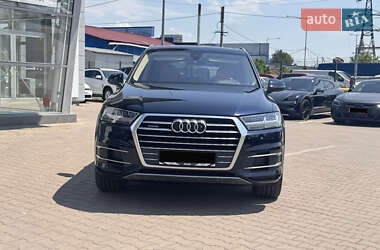 Audi Q7  2017