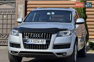 Audi Q7  2011