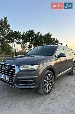 Audi Q7  2019