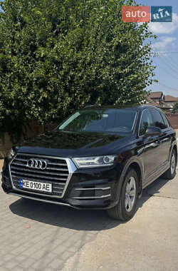 Audi Q7  2015