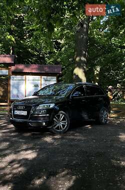 Audi Q7  2008