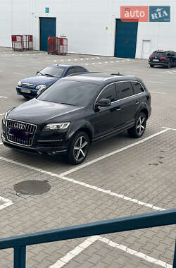 Audi Q7  2010