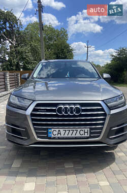 Audi Q7  2017