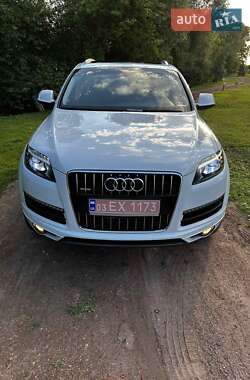 Audi Q7 2013
