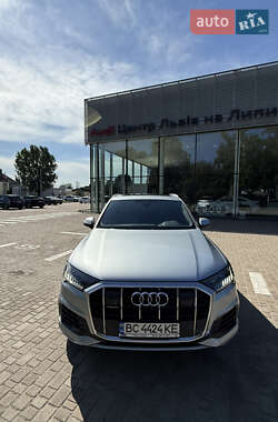 Audi Q7  2023