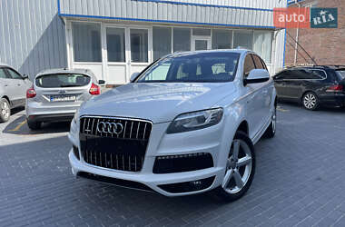 Audi Q7  2015