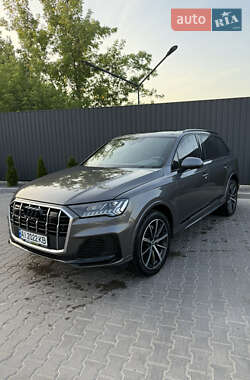 Audi Q7 2021
